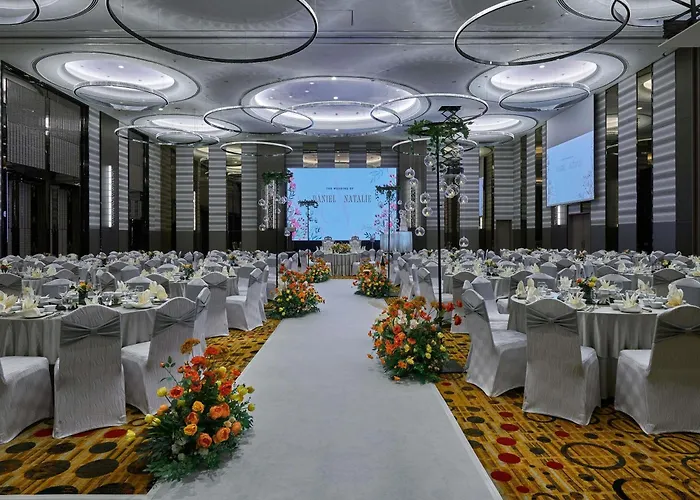 Pullman Kuala Lumpur City Centre Hotel & Residences